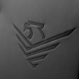 Nova silla gaming alta gama fabricada en cuero negro